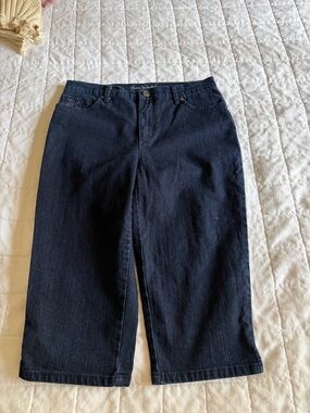 Gloria Vanderbilt Navy Cropped Denim Capris